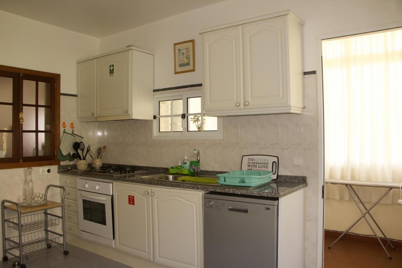 פונשל Ivone Madeira Guest House מראה חיצוני תמונה